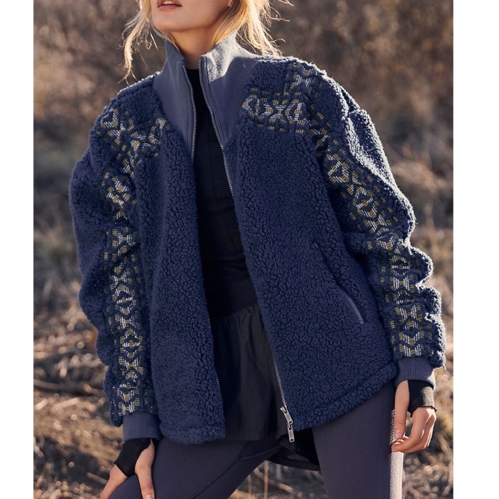 NWT Free People Snowy Peaks Embroidered Fleece Size S Blue